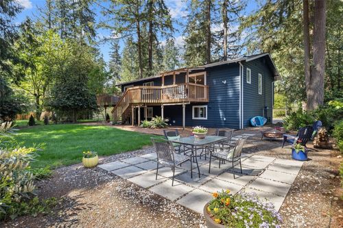 16704 188th Pl Ne, Woodinville, WA, 98072-9197 | Card Image