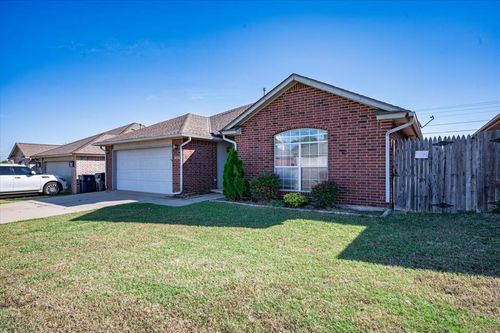 10304 Lighthouse Ct, Oklahoma City, OK, 73159-6007 | Card Image