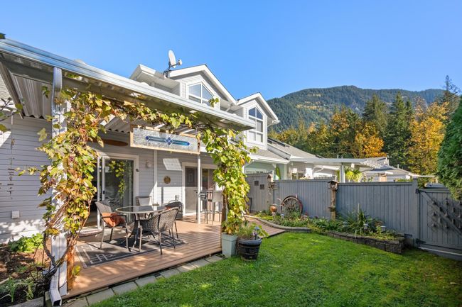11 - 730 Mccombs Drive, Home with 3 bedrooms, 2 bathrooms and 2 parking in Harrison Hot Springs BC | Image 37