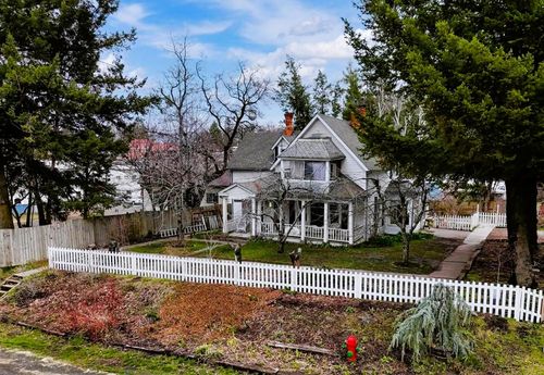 203 E Brewster Rd, Fairfield, WA, 99012-9702 | Card Image