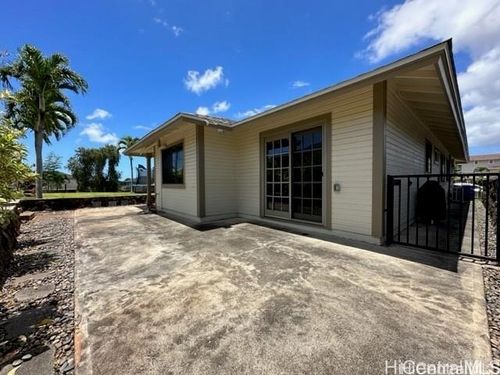 94-215 Wahamana Pl, Waipahu, HI, 96797-5440 | Card Image