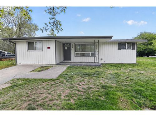 376 Ne Chestnut St, Madras, OR, 97741-1911 | Card Image