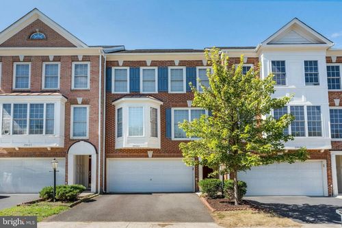 24661 Clock Tower Sq, ALDIE, VA, 20105-2972 | Card Image
