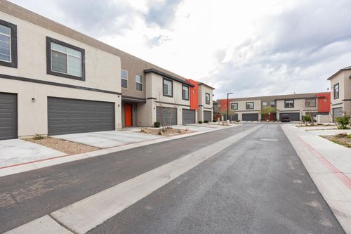 13-2950 N 38th Street, Phoenix, AZ, 85018 | Card Image