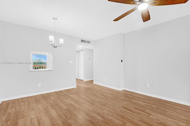 APT-302 - 6070 Nw 64 Th Ave, Condo with 2 bedrooms, 2 bathrooms and null parking in Tamarac FL | Image 8