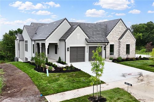 13749 Pembroke Cir, Leawood, KS, 66224 | Card Image