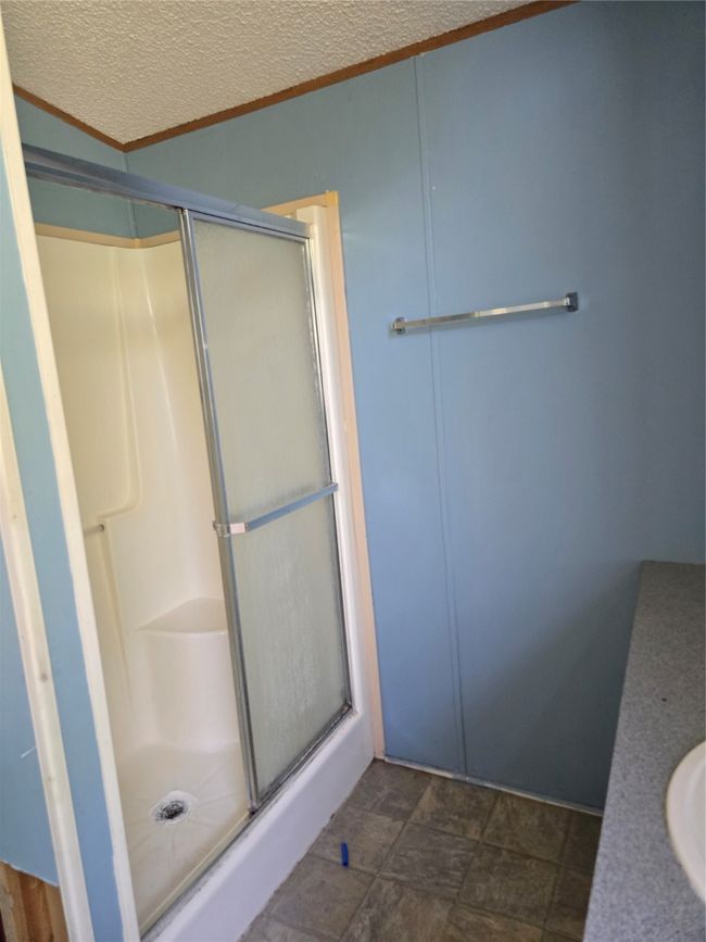 7077 Aztec Trl, House other with 3 bedrooms, 2 bathrooms and null parking in Weatherford TX | Image 11