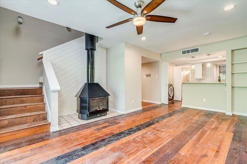 207-1411 Norwalk Ln, Austin, TX, 78703-3765 | Card Image
