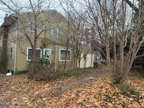 630 Colts Neck Rd, Freehold, NJ, 07728-8104 | Card Image