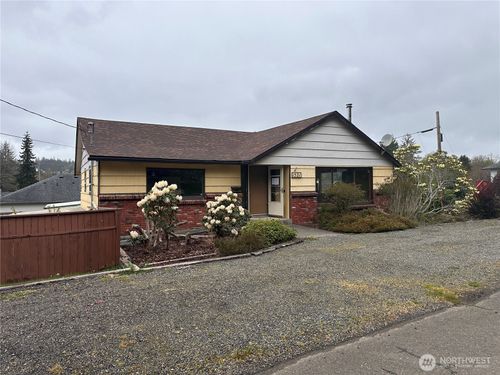 1521 Laura St, Aberdeen, WA, 98520-2311 | Card Image