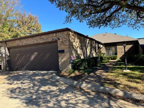 2731 Fairway Park Street, Grand Prairie, TX, 75050 | Card Image