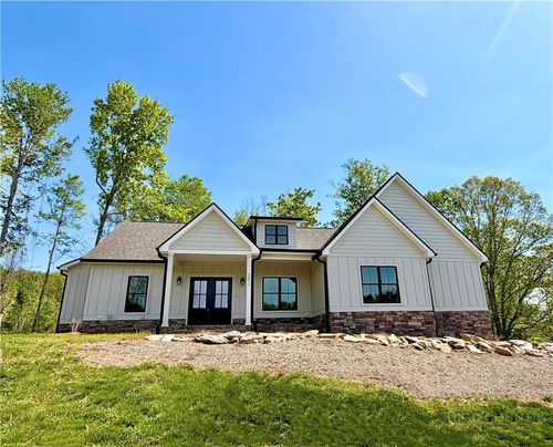 201 Whispering River Dr, Crumpler, NC, 28617-9416 | Card Image