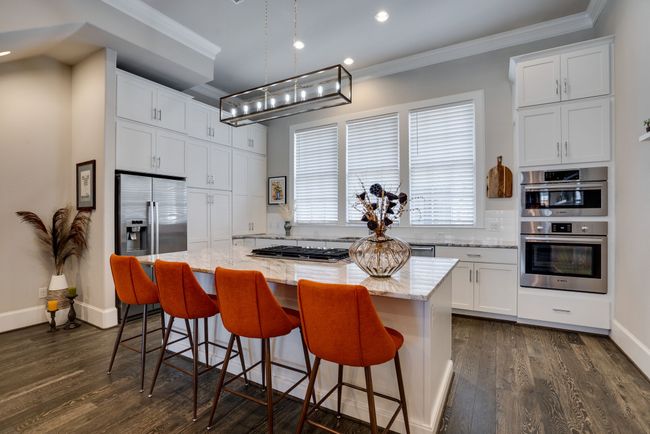 14985 Oak St, Townhouse with 3 bedrooms, 4 bathrooms and null parking in Addison TX | Image 5