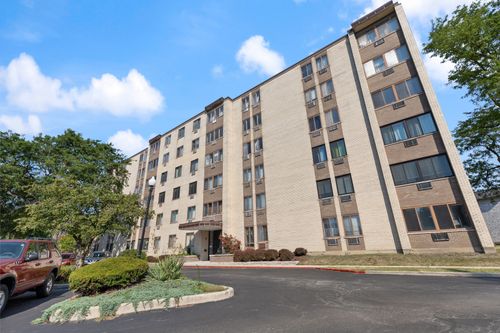 502-9720 S Pulaski Rd, Oak Lawn, IL, 60453 | Card Image
