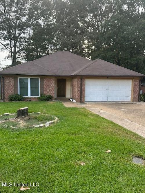 333 Sundance Cir, Richland, MS, 39218-9244 | Card Image