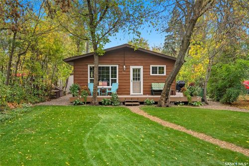 267 Smith St, Lebret, SK, S0G2Y0 | Card Image