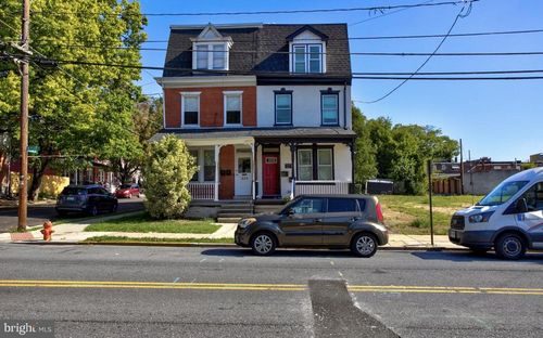 537 N Plum St, LANCASTER, PA, 17602-2324 | Card Image