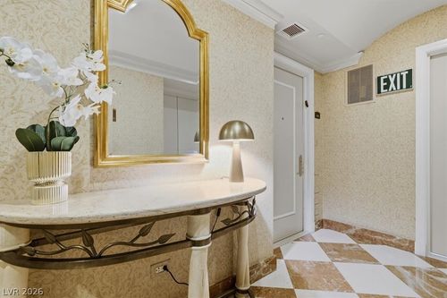 1505-2877 Paradise Rd, Las Vegas, NV, 89109-5269 | Card Image