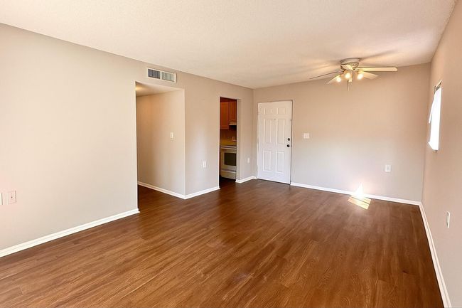 APT-201 - 1089 N Benoist Farms Rd, Condo with 1 bedrooms, 1 bathrooms and null parking in West Palm Beach FL | Image 8