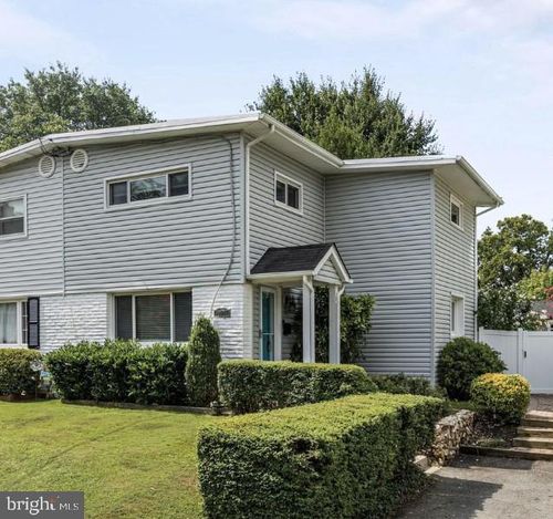 10607 Maple St, FAIRFAX, VA, 22030-5119 | Card Image