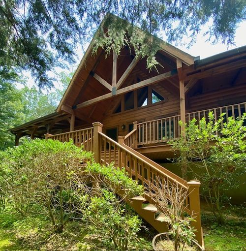 179 Mustang Dr, Albany, KY, 42602-5215 | Card Image