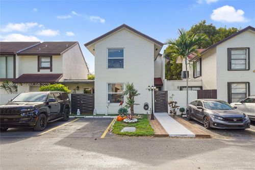 4-26-10310 Nw 5th Ter, Miami, FL, 33172-4019 | Card Image