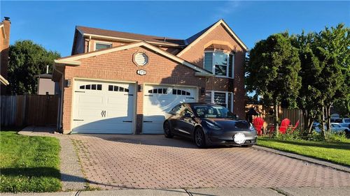171 Highview Dr, Kitchener, ON, N2N2E2 | Card Image