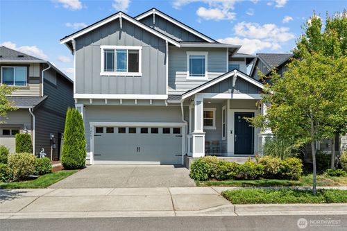 32803 Stuart Ave Se, Black Diamond, WA, 98010-5039 | Card Image