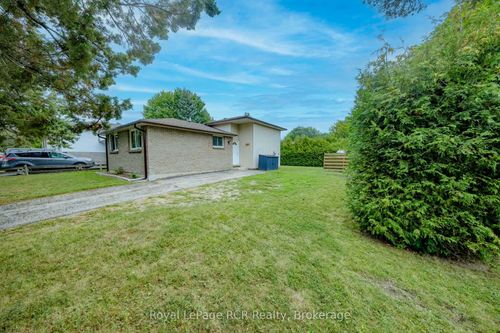727 Johnston Cres, Kincardine, ON, N2Z1S5 | Card Image