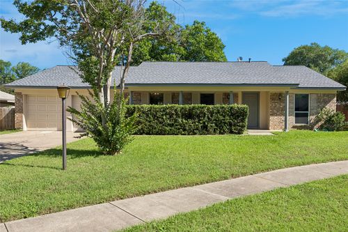7625 Circle Dr, North Richland Hills, TX, 76180-6442 | Card Image