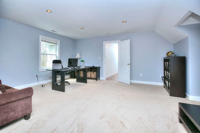 15 Twitchgrass Rd, House other with 4 bedrooms, 3 bathrooms and null parking in Trumbull CT | Image 28