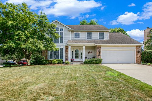 1657 Stoney Creek Ct, Valparaiso, IN, 46385-6143 | Card Image