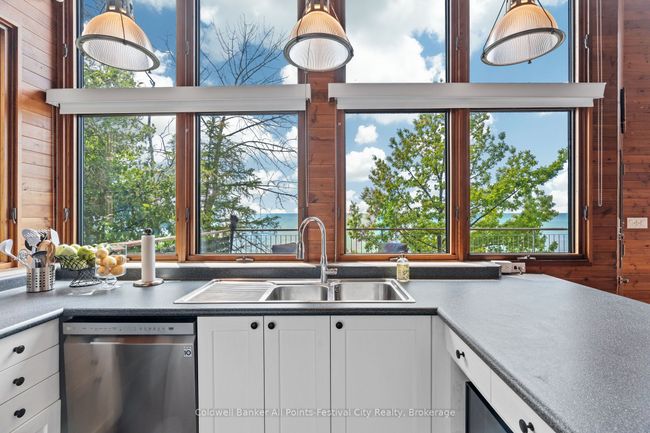 82195 Cottage Dr, House other with 5 bedrooms, 1 bathrooms and 4 parking in Goderich ON | Image 14