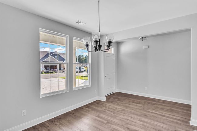 Formal Dining Room | Image 4