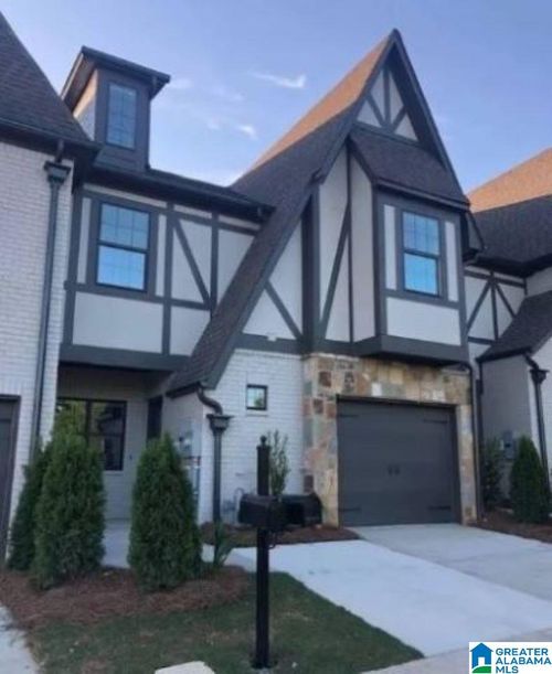 4219 Lennox Dr, Vestavia Hills, AL, 35216-4550 | Card Image