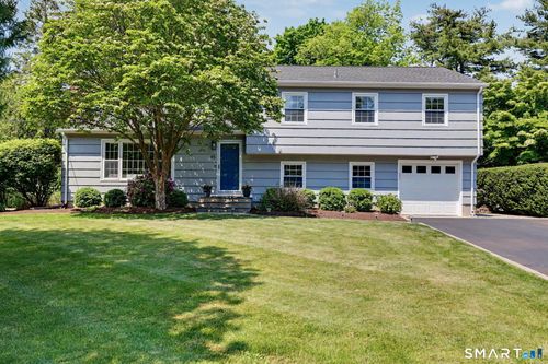 45 Cottontail Rd, Norwalk, CT, 06854-3203 | Card Image