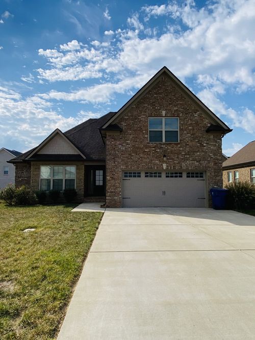 817 Ella Ln, Clarksville, TN, 37043-1063 | Card Image