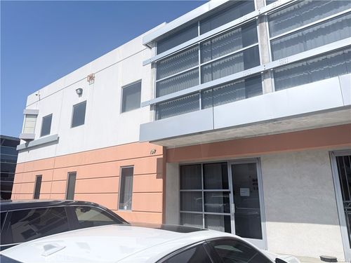 107-12368 Valley, El Monte, CA, 91732 | Card Image