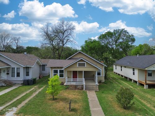 2107 Gorman Ave, Waco, TX, 76707-2803 | Card Image