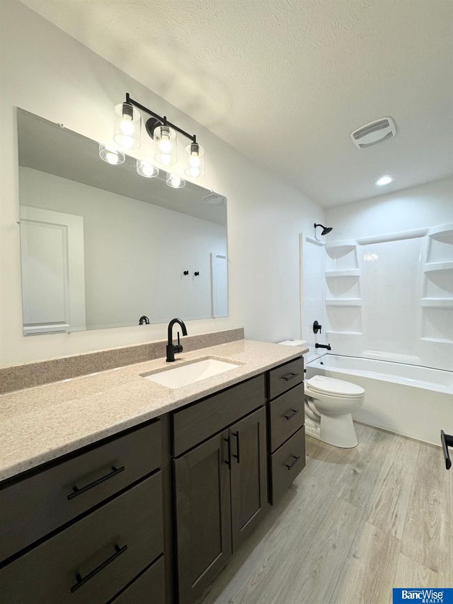 959 S Columbia Ave, House other with 3 bedrooms, 2 bathrooms and 2 parking in Seward NE | Image 15