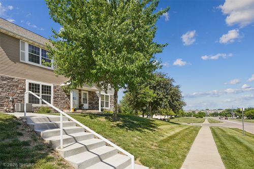 3051 Sw White Birch Dr, Ankeny, IA, 50023-7218 | Card Image