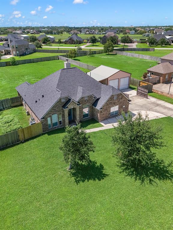 Tumblewood Dr, Baytown, TX 77523
