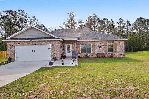 19480 Stewart St, Saucier, MS, 39574-5901 | Card Image