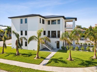 116 Wimbledon Court, House other with 4 bedrooms, 4 bathrooms and null parking in Redington Shores FL | Image 1