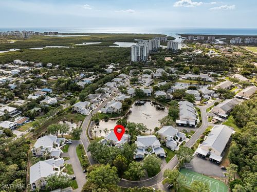 apt-202-736 Wiggins Lake Dr, NAPLES, FL, 34110-6083 | Card Image