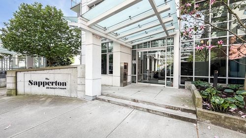 105-200 Nelson'S Cres, New Westminster, BC, V3L0H4 | Card Image