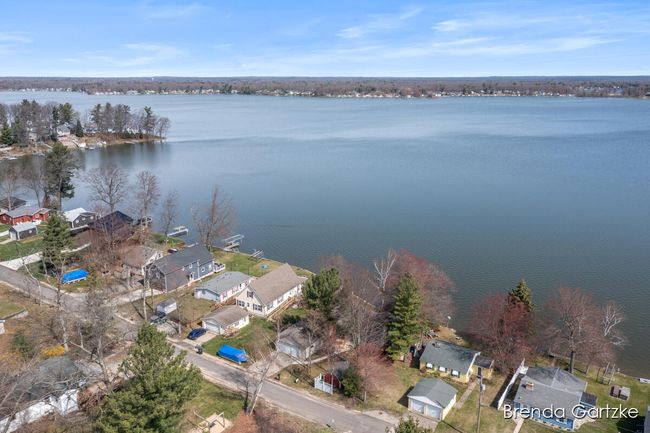 1599 Clearwater Dr, House other with 3 bedrooms, 2 bathrooms and null parking in Grant MI | Image 33
