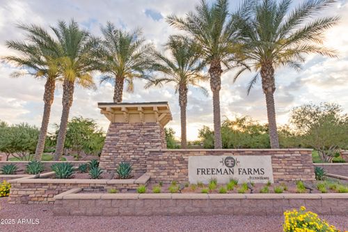 2743 E Narrowleaf Dr, Gilbert, AZ, 85298-3408 | Card Image