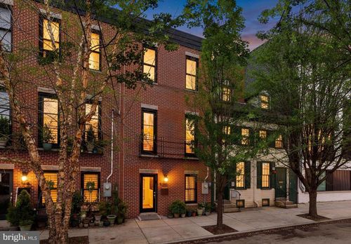 120 League St, PHILADELPHIA, PA, 19147-4225 | Card Image