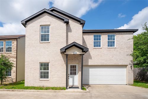 1515 Fairbanks Street, Houston, TX, 77009 | Card Image
